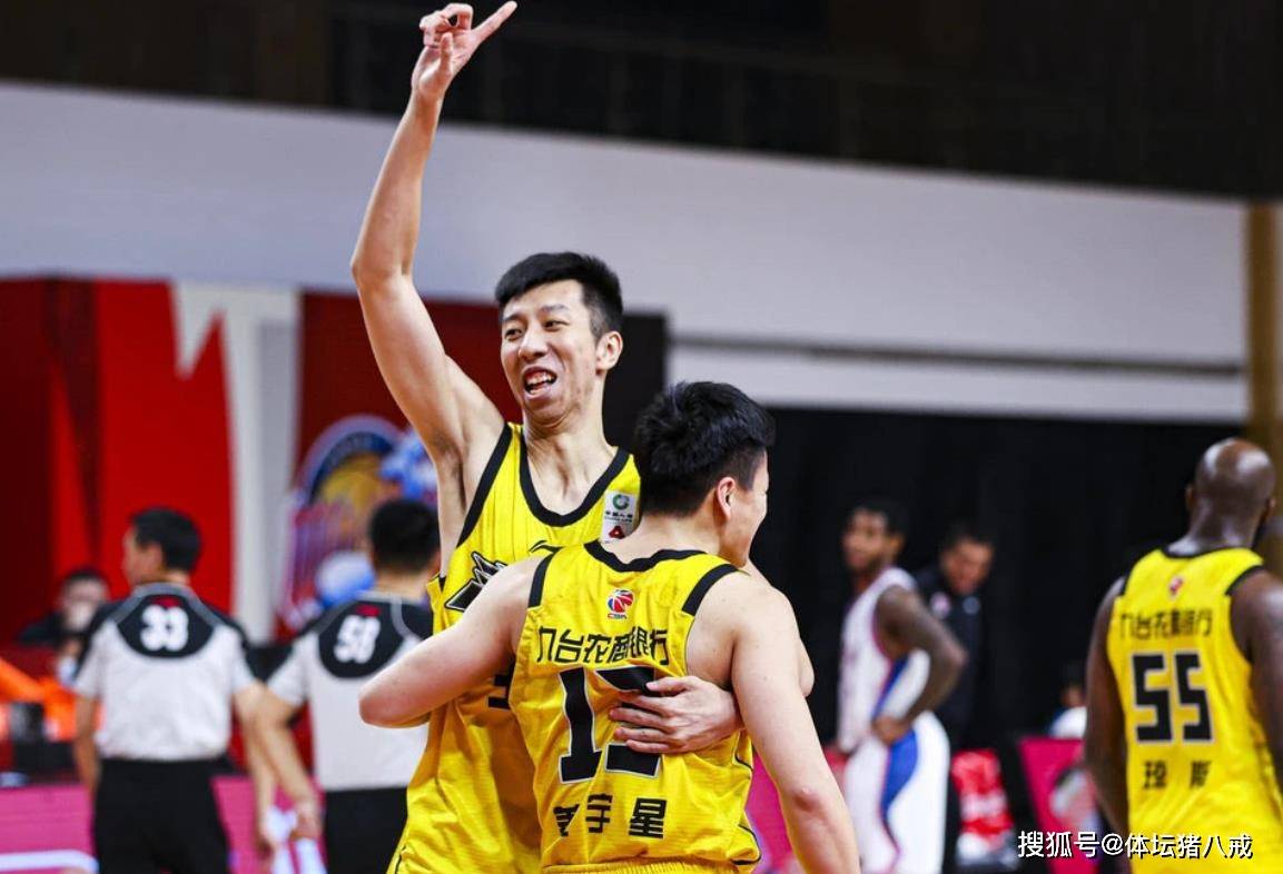 冲刺阶段尼斯绝杀压哨——中超节点到来，赛场秩序良好，控场能力受关注