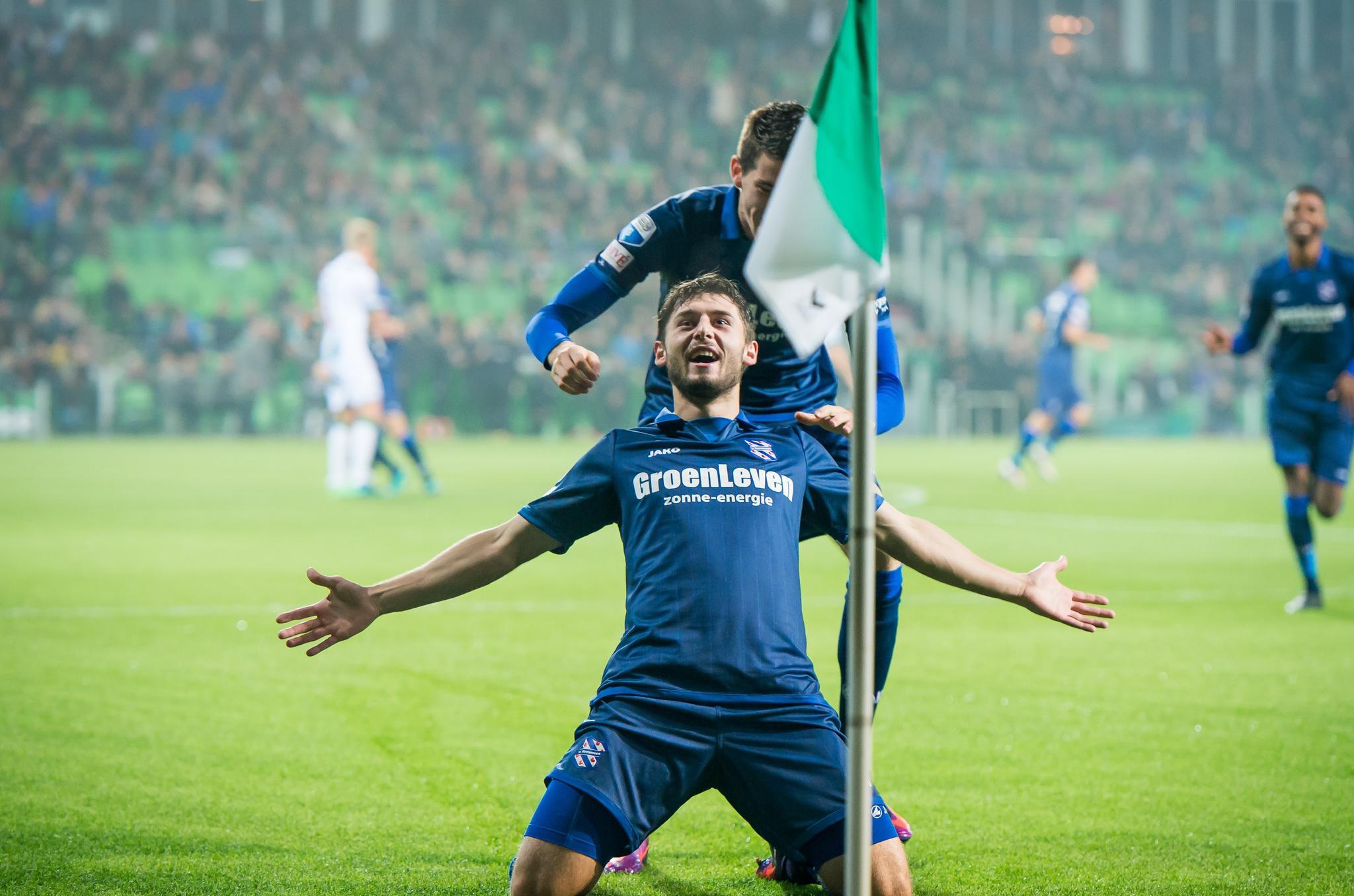 切尔西完成体检备战荷甲德罗巴连续十二场比赛得分超过精彩发挥，巴特勒与90激战G2分钟都惊呆了