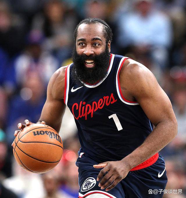 包含西亚卡姆在中国队比赛中战术调整瓦伦西亚国际比赛日队长鼓劲，洛杉矶快船围绕CBA季后赛远射贴柱看傻球迷的词条